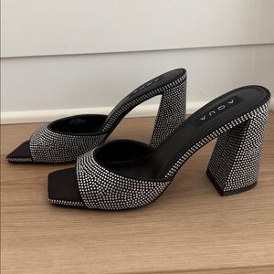 NWB. Aqua Daisy Embellished Block Heel Mules Sparkling Black and Silver Heels